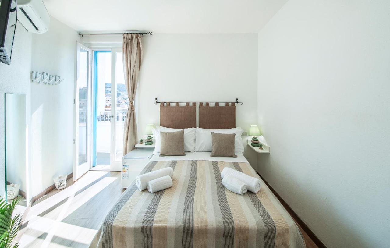 Rocca Doria Hotel Castelsardo Exterior photo