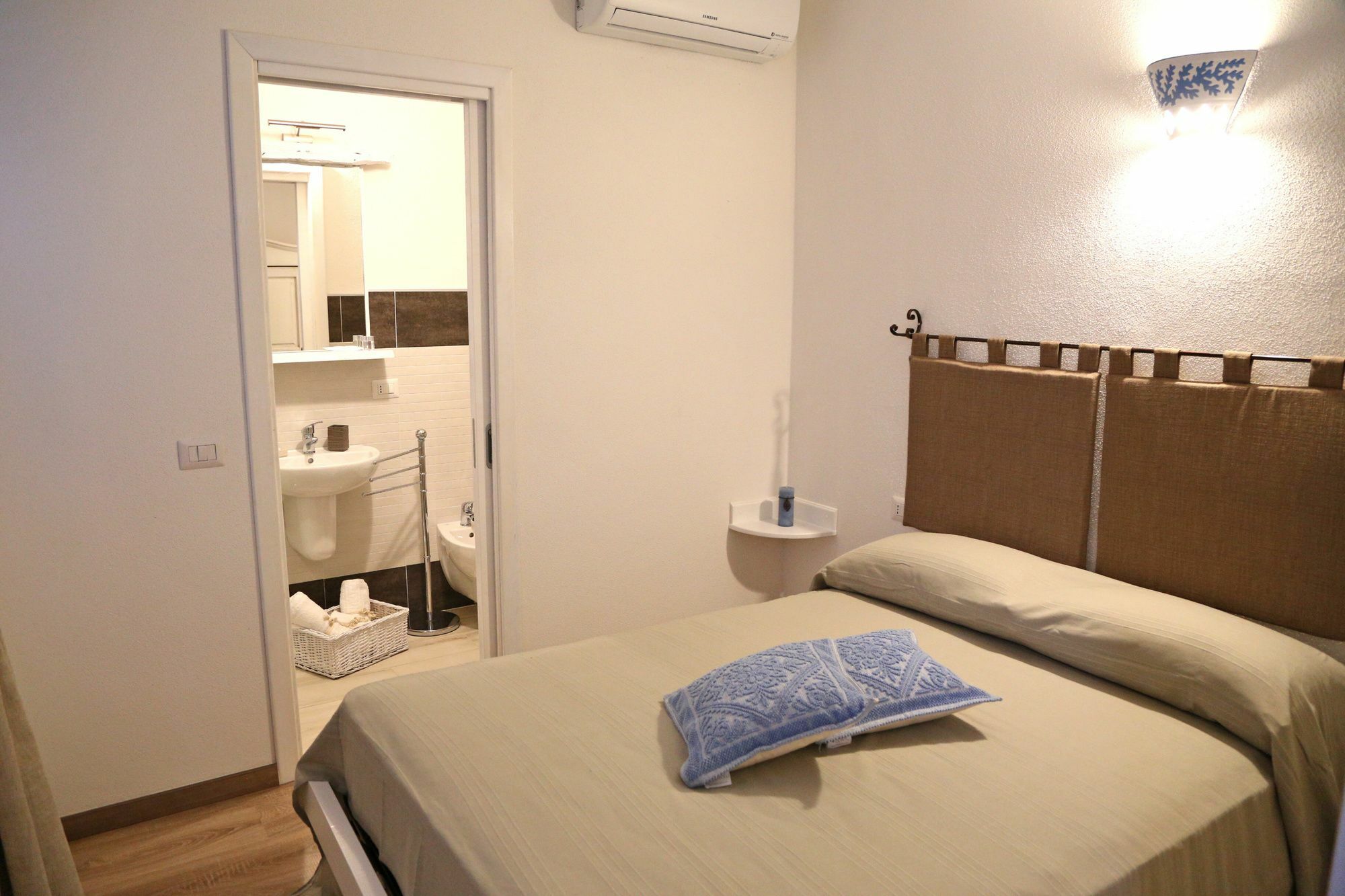 Rocca Doria Hotel Castelsardo Exterior photo